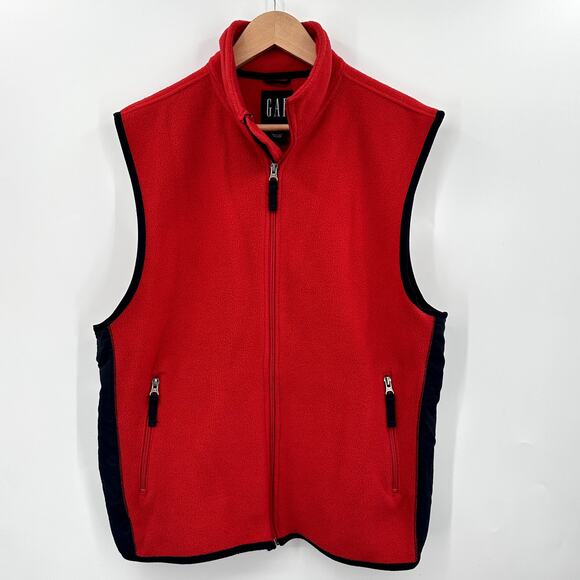 GAP Red Navy Fleece Full Zip Vest Mens Size Large Zip Pockets / Rear Pocket - Picture 1 of 9